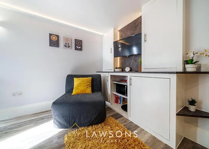 Central Living By Lawsons